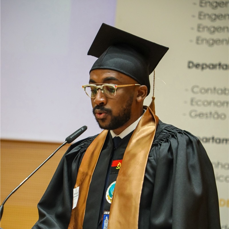 Vivaldo Barbosa Chinhundo